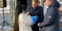 Дети-сироты Серова получили ключи от квартир - Газета Серовский рабочий